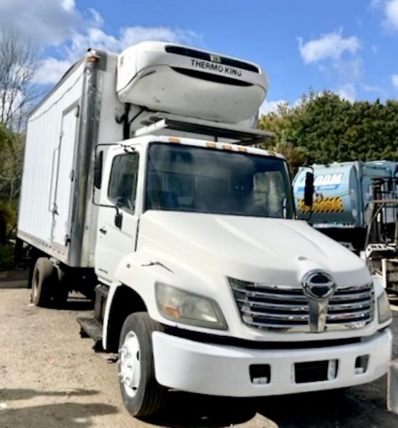 2022 HINO REFRIGERATED VAN